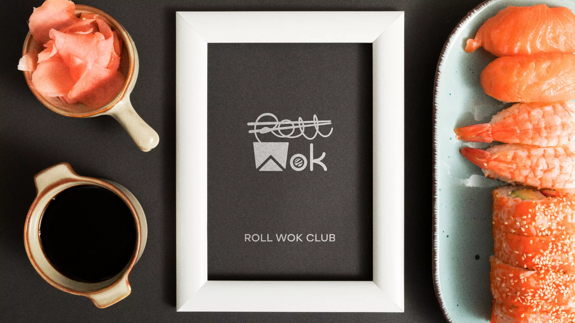 Разработка логотипа суши-бара «Roll Wok Club» в Тавде